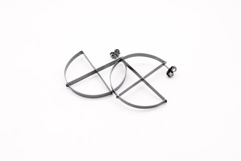 Elliot Keeley Crossing Hoops