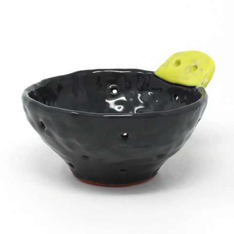 Kari Woolsey Small Berry Bowl (#28)
