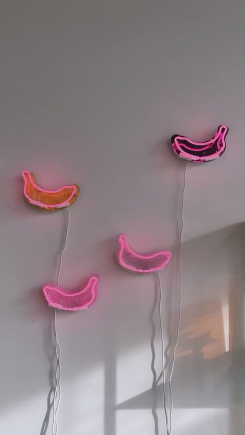Neon Banana