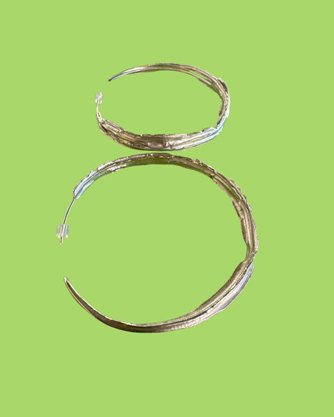 Sarah Tectors Rustic Cast asymmetric large silver hoops ST398a